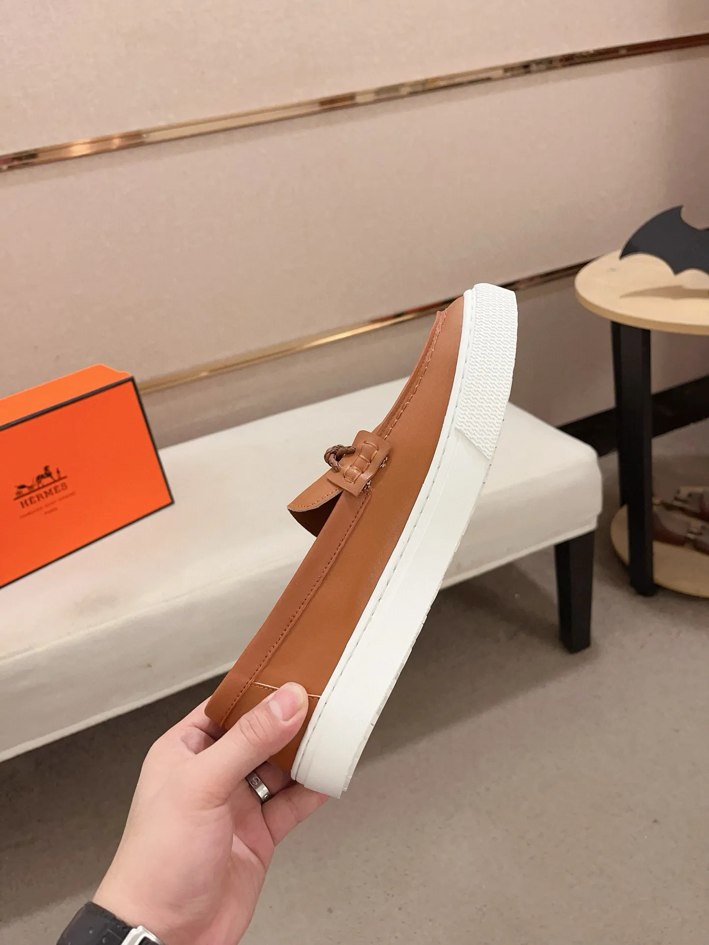 Men's clothing and shoes💰: 400💰《HERMES》【Classic Original Version】Hermès; Top 🔝 Purchasing Agency 🔍🔍Latest 🇺🇸Sold simultaneously at counters, original imported from Italy ▲▲Cow leather▲ ▲Exquisite workmanship (Italian 🇮🇹imported water-dyed 🐂cowhide lining) sole: original sole provided by the original factory, ⚠️exclusive double-layer activity·TPR·rubber·combined molded outsole; Code number: 36-46